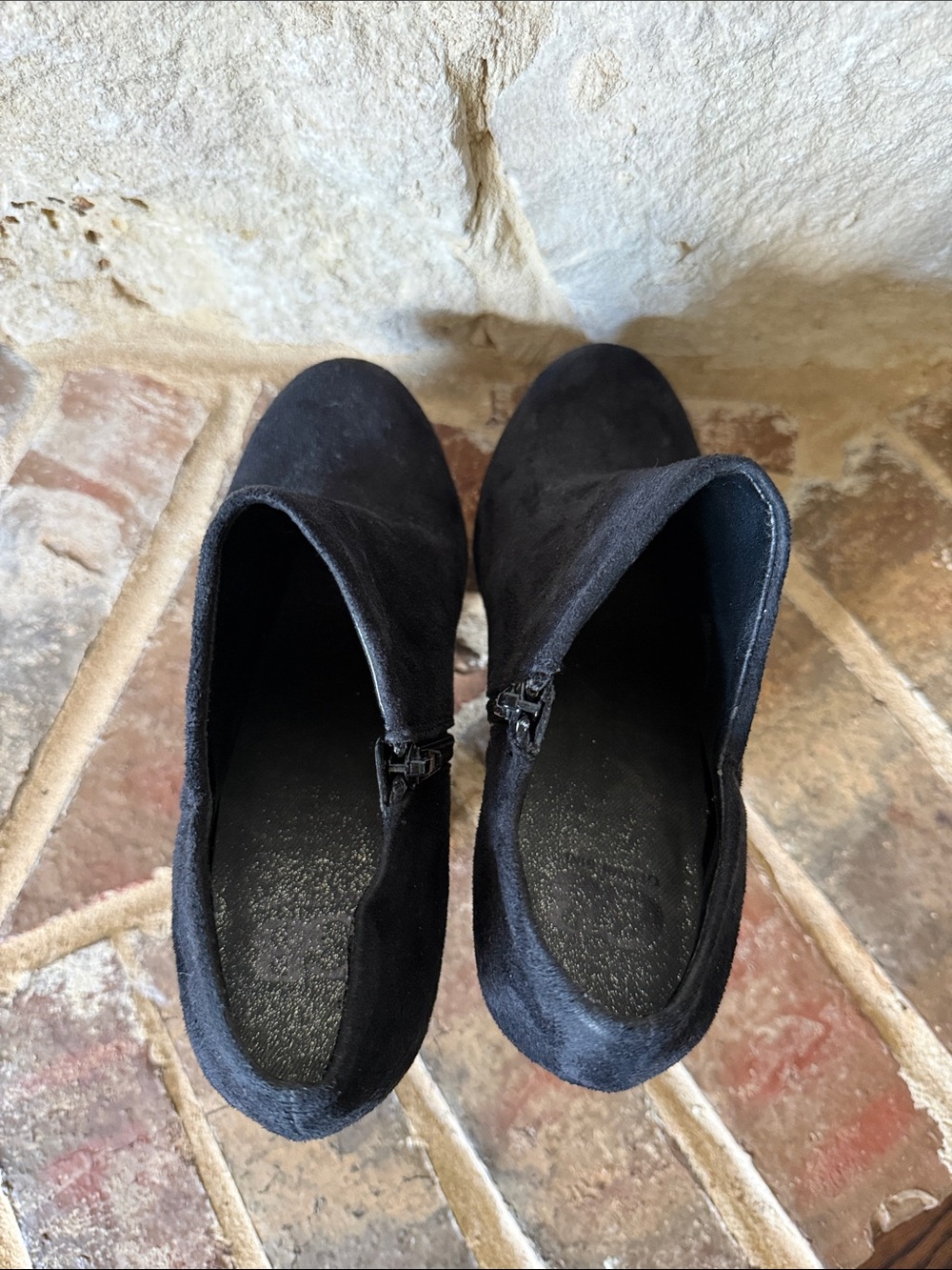 Gianni Bini Black Suede Crystal-Embellished Heel Ankle Booties - Picture 7 of 8